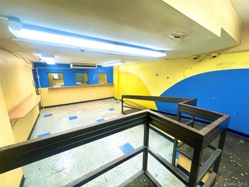 storefront-359 Nostrand Avenue, New York, NY, 11216 | Card Image