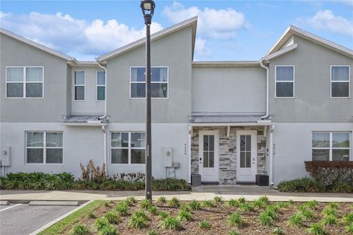 8008 Formosa Valley Pl, KISSIMMEE, FL, 34747 | Card Image