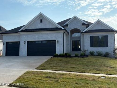 17913 Shakes Creek Dr, Fisherville, KY, 40023-7815 | Card Image