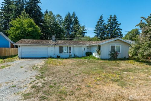 1290 Uplands Dr, Camano Island, WA, 98282-8311 | Card Image