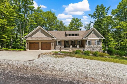 972 Sauk Lane, Hide A Way Hills, OH, 43107 | Card Image