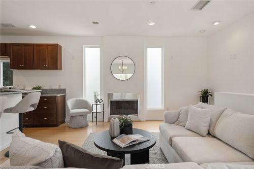 4110 Harter Ave, Culver City, CA, 90232-4015 | Card Image