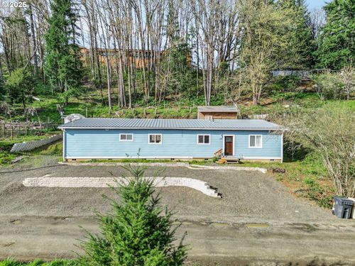 156 Pine St, Falls City, OR, 97344-9615 | Card Image