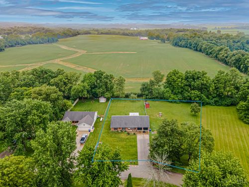 215 Hatchet Dr, Eaton, OH, 45320-2711 | Card Image