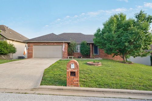 710 Silver Streak Rd, Nixa, MO, 65714-7871 | Card Image