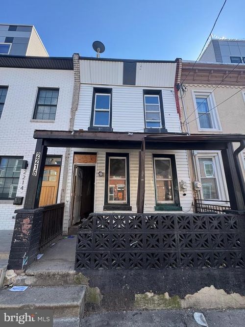 2216 Titan St, PHILADELPHIA, PA, 19146-4229 | Card Image