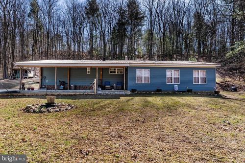 295 Greenbriar Rd, ELLIOTTSBURG, PA, 17024-9047 | Card Image