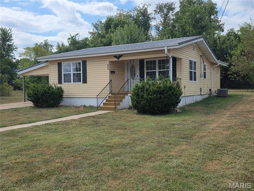 813 Bryan St, Houston, MO, 65483-1914 | Card Image