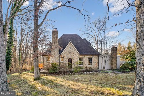 6022 Valley View Dr, Alexandria, VA, 22310-1620 | Card Image