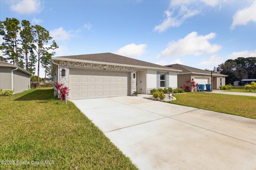 564 Alminar Ave Se, Palm Bay, FL, 32909-4997 | Card Image