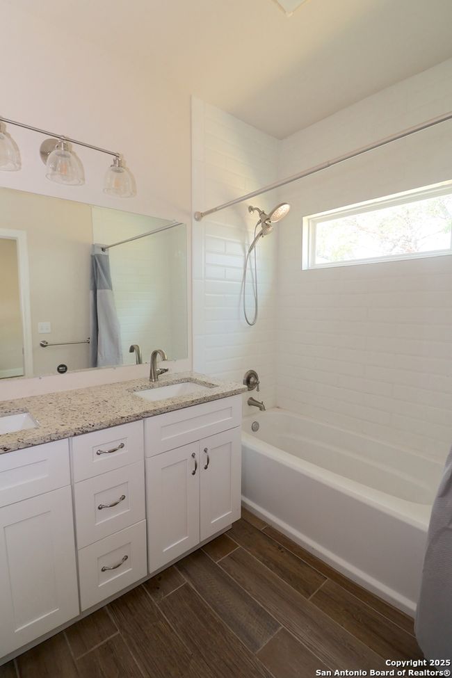 418 Cimarron, House other with 3 bedrooms, 2 bathrooms and null parking in Spring Branch TX | Image 6