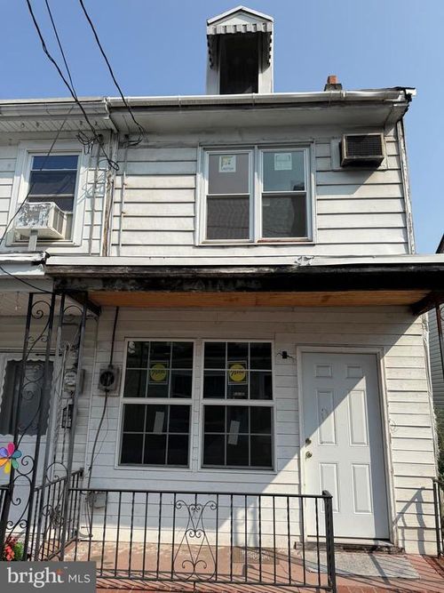 311 W South St, MAHANOY CITY, PA, 17948-2543 | Card Image
