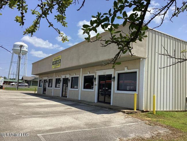 Vancleave front | Image 7