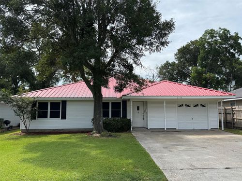2316 Gary Ave, Nederland, TX, 77627-5837 | Card Image