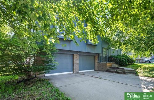 2325 Hogantown Dr, Bellevue, NE, 68123-1031 | Card Image