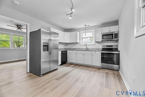 9504 Gardenia Dr, Henrico, VA, 23228-1403 | Card Image