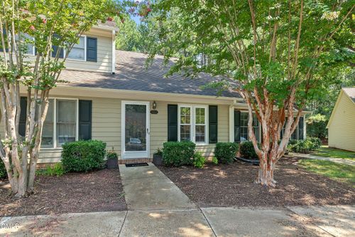 502 Gatehouse Ln, Durham, NC, 27707-3417 | Card Image