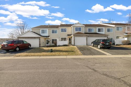 139-15745 Lower Fjord Way, Apple Valley, MN, 55124-5877 | Card Image