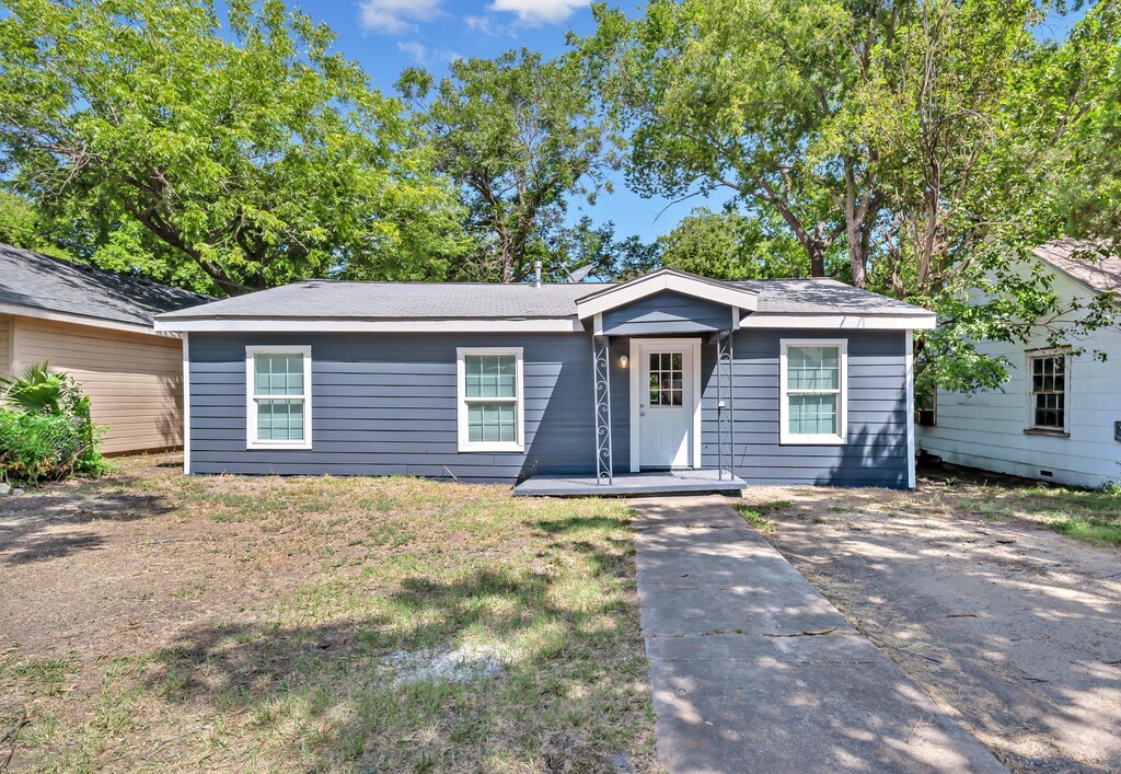 Connor Ave, Waco, TX 76711
