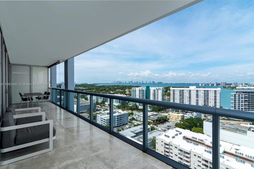 cph06-6799 Collins Ave, Miami Beach, FL, 33141-5762 | Card Image