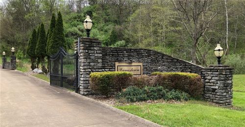 3b-0 Delaware Dr, Hurricane, WV, 25526 | Card Image