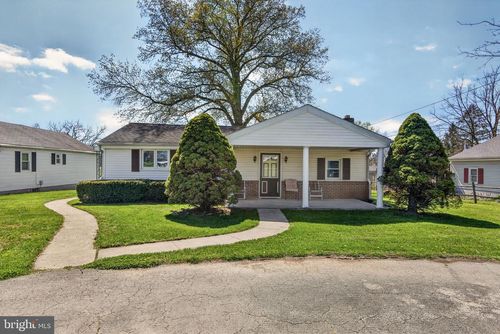1636 E Canal Rd, DOVER, PA, 17315-3604 | Card Image