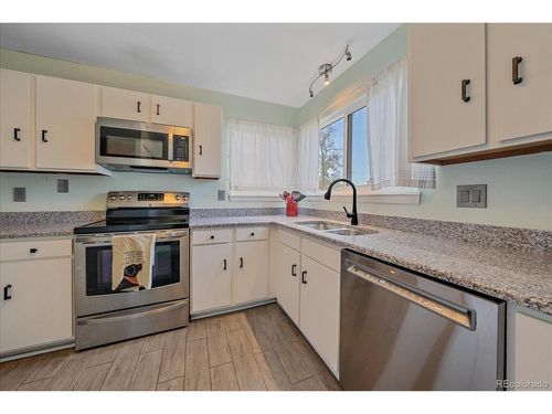 b-10500 W Fair Ave, Littleton, CO, 80127-2552 | Card Image