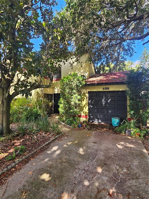 688 Golden Sunshine Cir, ORLANDO, FL, 32807-3463 | Card Image