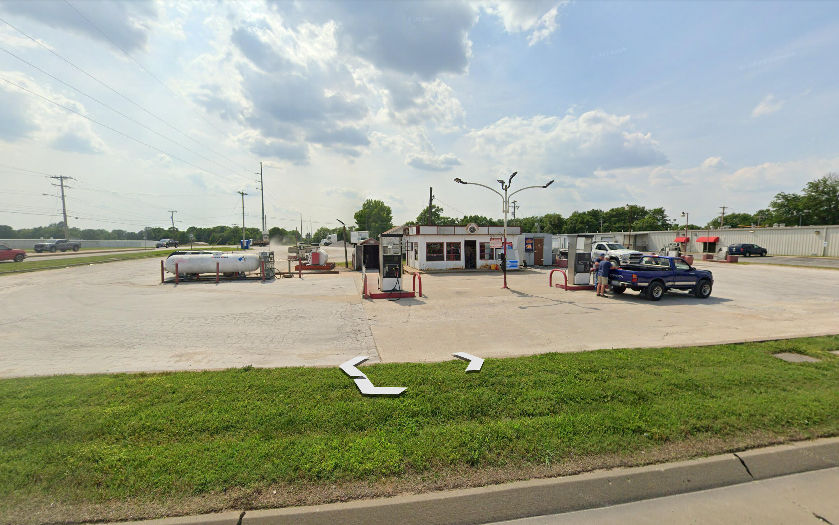 Commercial Sale in Springfield 3