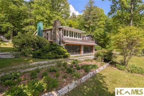 185 Hemlock Ln, Sapphire, NC, 28774-9716 | Card Image