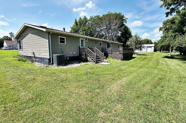 415 Wagner St, House other with 3 bedrooms, 2 bathrooms and 2 parking in Duncombe IA | Image 30
