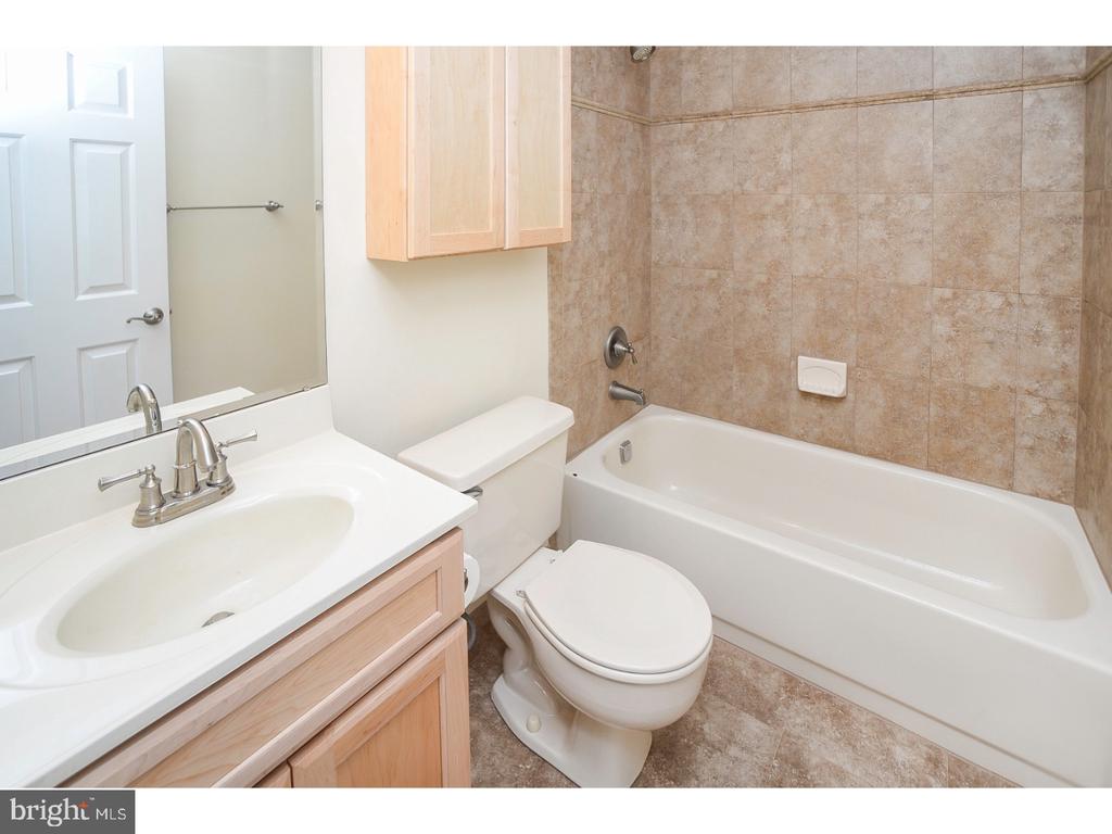 Residential Lease in MARLTON 5