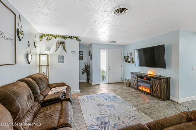 449 Amity Ave, House other with 3 bedrooms, 2 bathrooms and null parking in Cocoa FL | Image 9