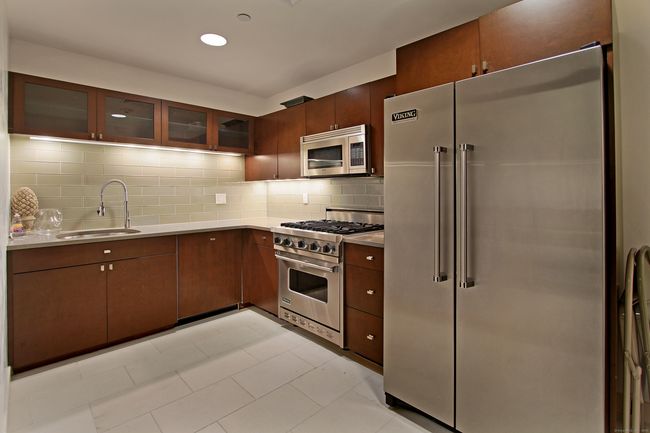 Private owners pent house kitchen | Image 36