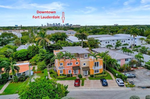 apt-d-624 Ne 29th Dr, Wilton Manors, FL, 33334-2510 | Card Image