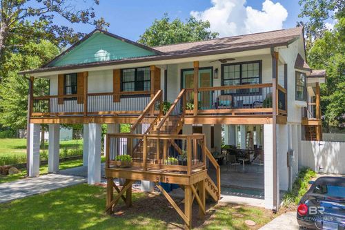 5215 Pine Rd, Orange Beach, AL, 36561-3935 | Card Image