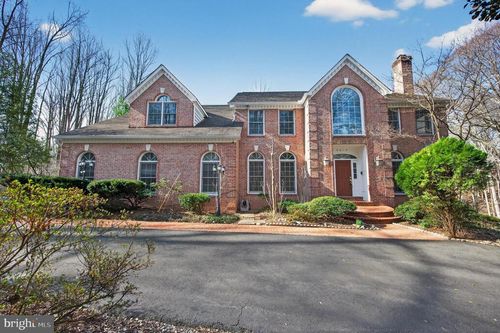 6612 Colchester Rd, Clifton, VA, 20124-1927 | Card Image
