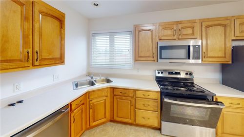 512 Spitler Park Plaza Drive, Decatur, IL, 62549 | Card Image