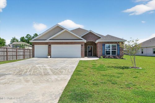 6004 Penni Ln, Ocean Springs, MS, 39564-5681 | Card Image