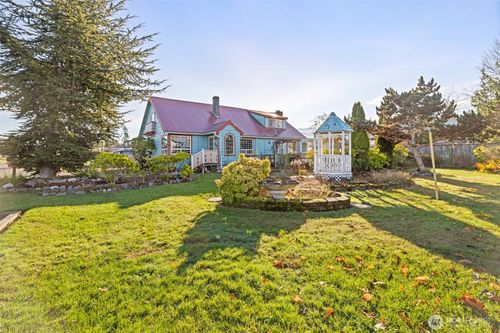 607 S H St, Port Angeles, WA, 98363-5414 | Card Image