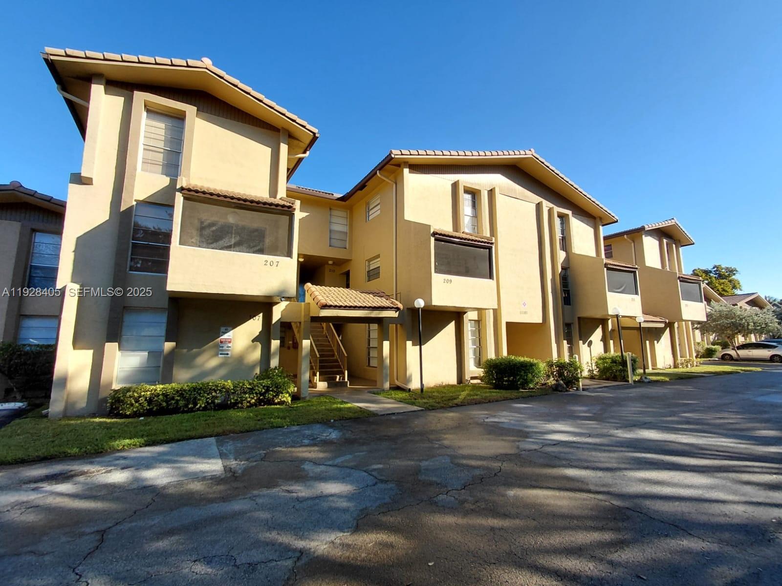 Residential Lease in Coral Springs 2