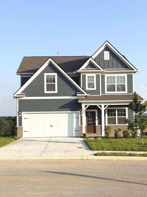 585 Lyness Dr, Smyrna, TN, 37167-9802 | Card Image