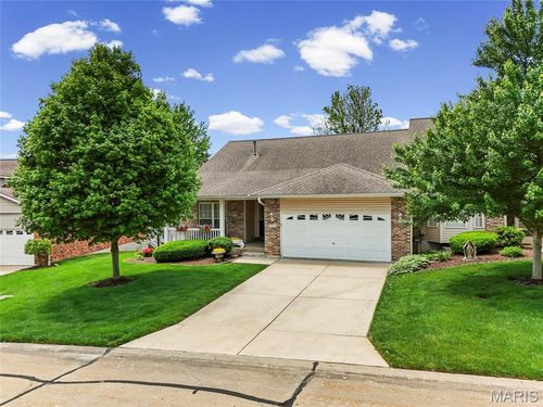 31-2915 Mac Arthur Dr, Saint Charles, MO, 63301-4067 | Card Image