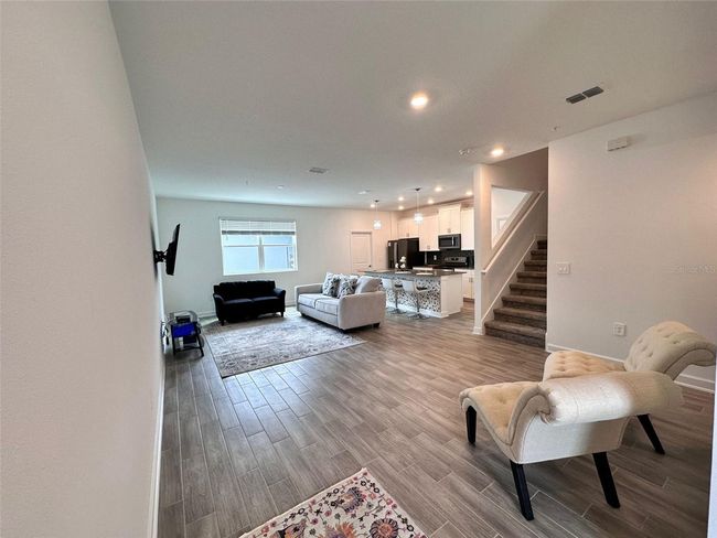 11455 Listening Drive, Townhouse with 4 bedrooms, 3 bathrooms and null parking in ORLANDO FL | Image 9