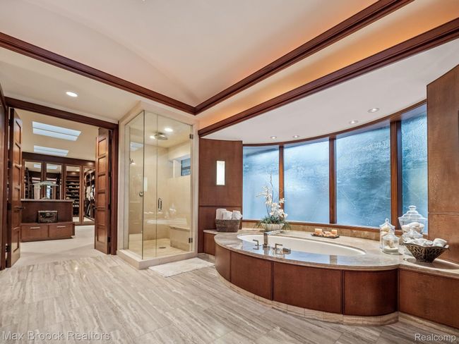 4790 Dow Ridge Rd, House other with 5 bedrooms, 7 bathrooms and null parking in Orchard Lake MI | Image 38