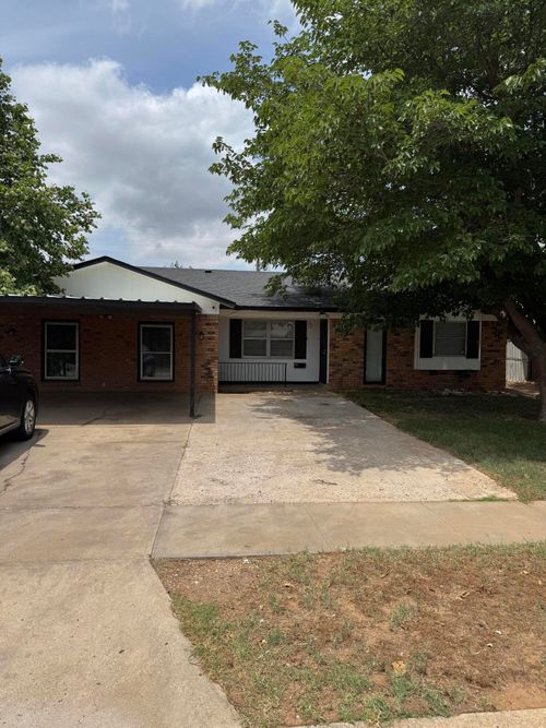 1936 71st St, Lubbock, TX, 79412-4042 | Card Image