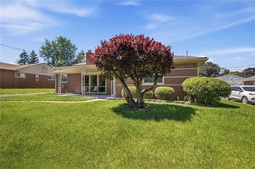 2819 Woodway Ave, Dayton, OH, 45405-2750 | Card Image