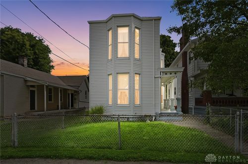 202 W 69th Street, Cincinnati, OH, 45216 | Card Image