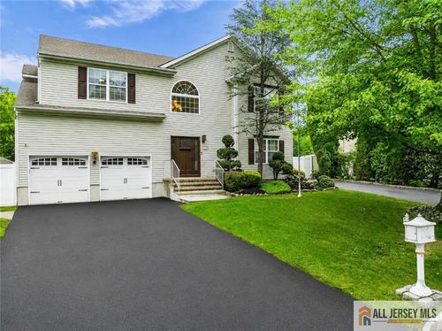 26 Carrington Ct, Matawan, NJ, 07747-6844 | Card Image