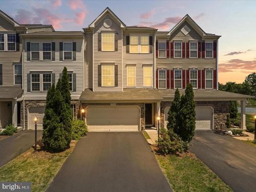 42490 Franklin Benjamin Ter, BROADLANDS, VA, 20148-8059 | Card Image